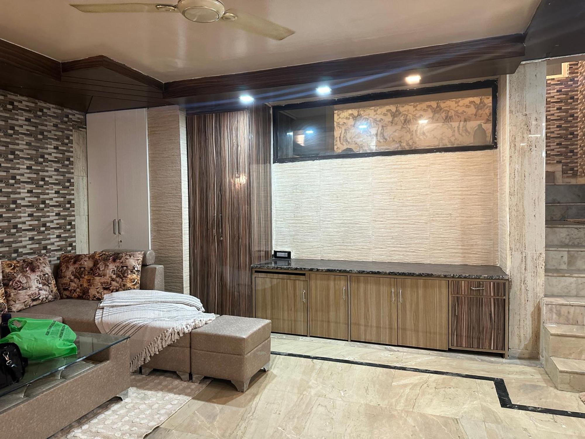 Cozy Bohemian Apt. Apartment *